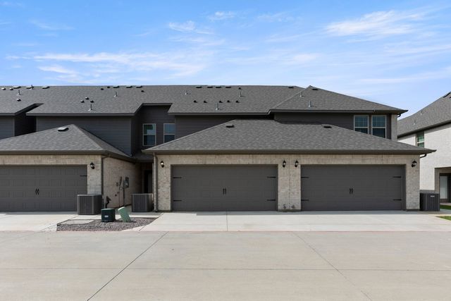 4509 Avion Drive, Sanger, TX 76266