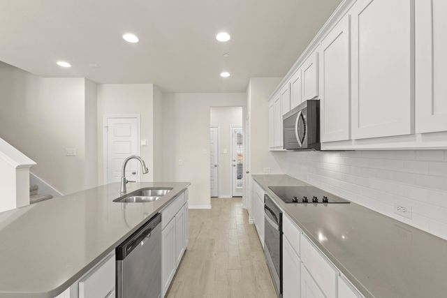4509 Avion Drive, Sanger, TX 76266