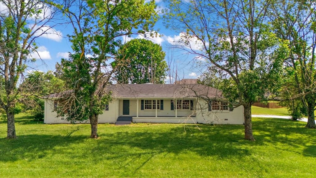3280 Nina Cir, Lebanon, TN 37087