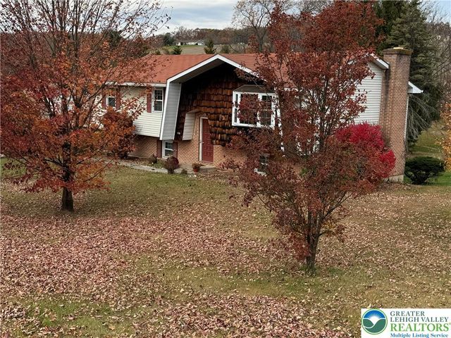 4266 Chestnut Drive, Lehigh Twp, PA 18088