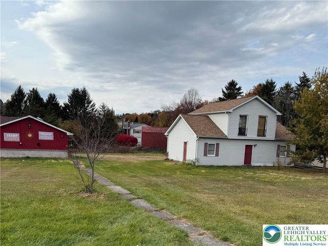 4266 Chestnut Drive, Lehigh Twp, PA 18088