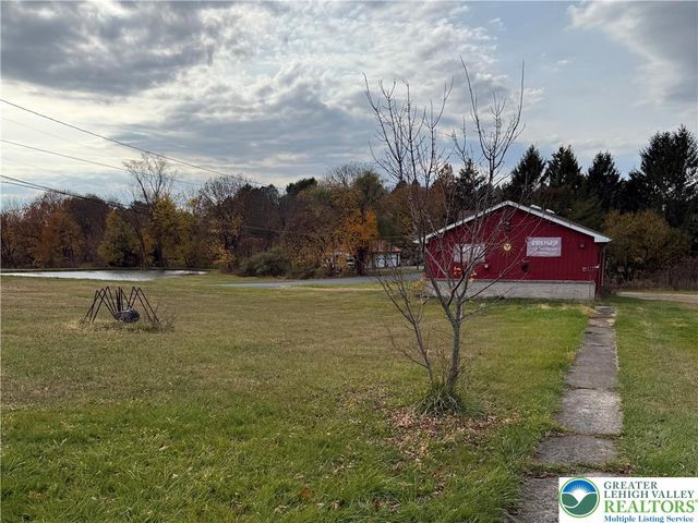 4266 Chestnut Drive, Lehigh Twp, PA 18088