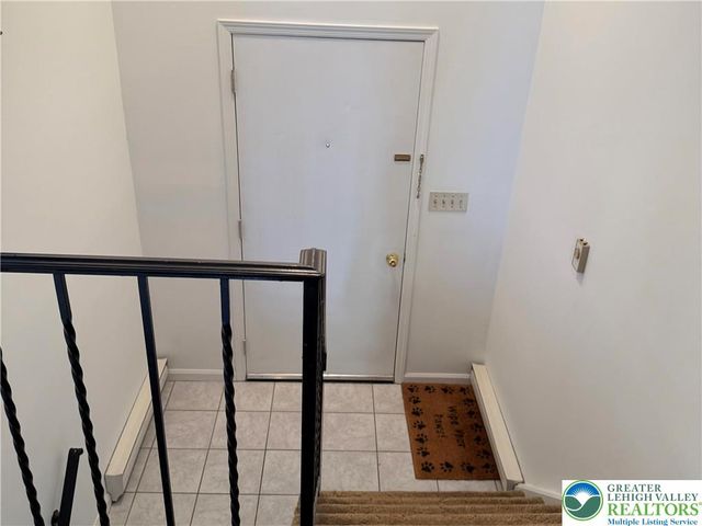 4266 Chestnut Drive, Lehigh Twp, PA 18088