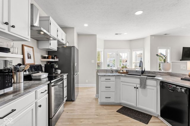 10381 Cerulean Drive, Noblesville, IN 46060