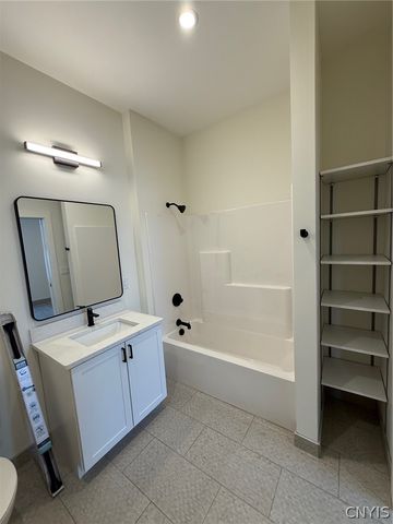 1117 West Fayette Street 111, Syracuse, NY 13204