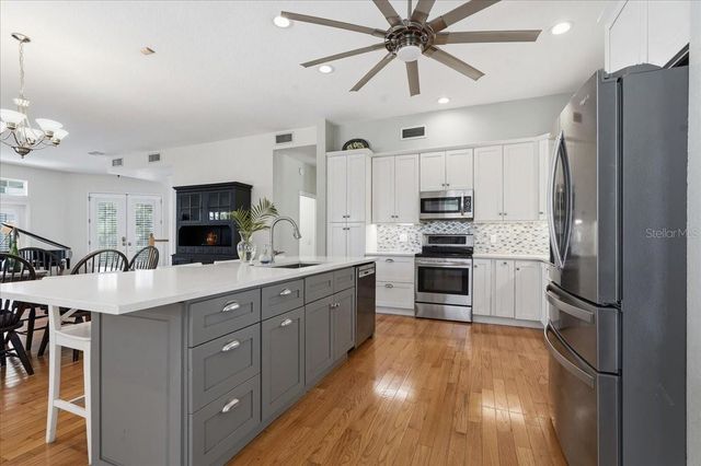 196 SHORE DRIVE, Palm Harbor, FL 34683