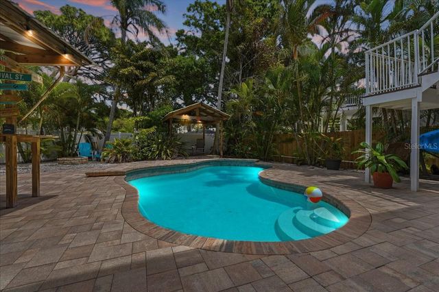 196 SHORE DRIVE, Palm Harbor, FL 34683