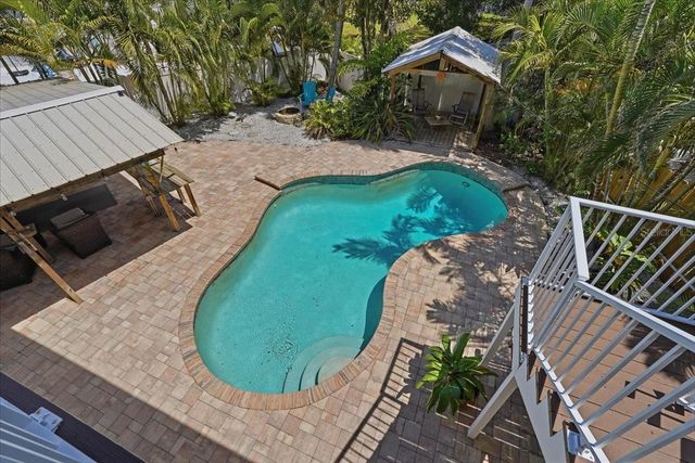 196 SHORE DRIVE, Palm Harbor, FL 34683