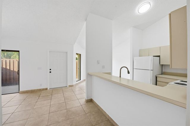131 Springdale Circle, Palm Springs, FL 33461