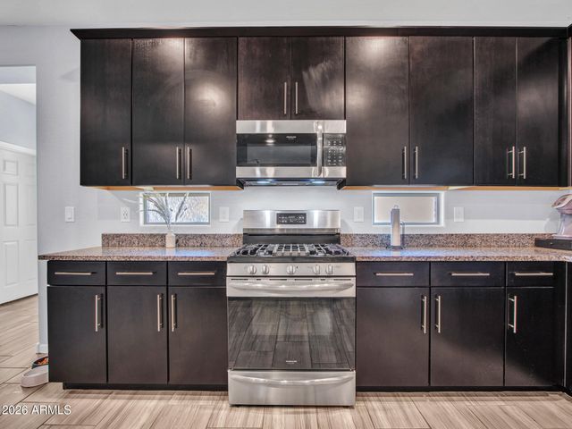 4137 W BRADSHAW CREEK Lane, New River, AZ 85087