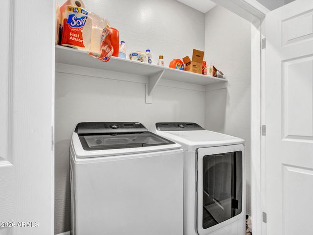 4137 W BRADSHAW CREEK Lane, New River, AZ 85087