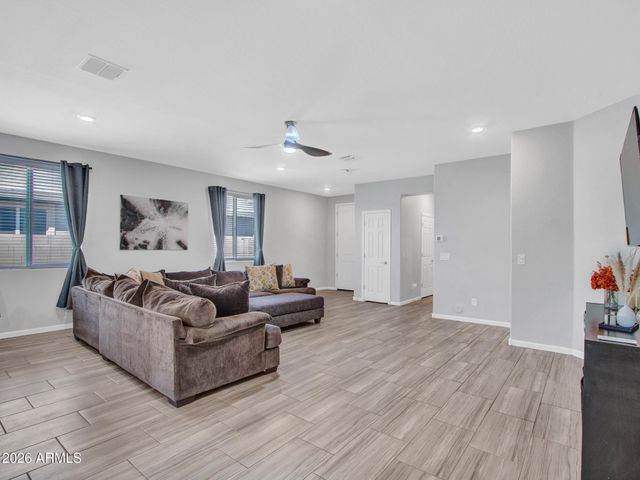 4137 W BRADSHAW CREEK Lane, New River, AZ 85087