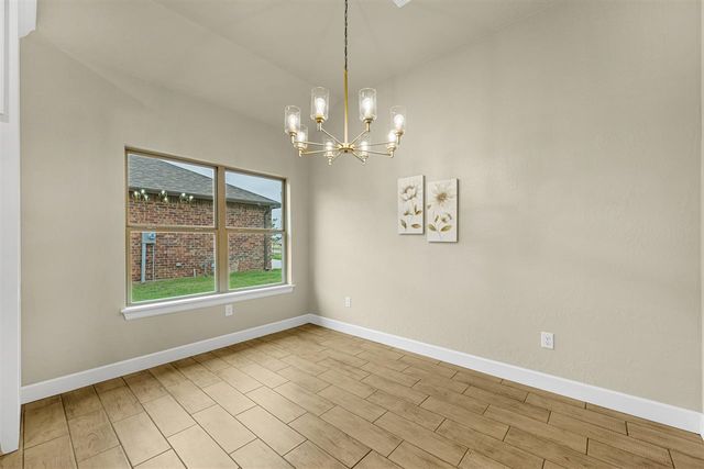 2604 SW 68th St, Lawton, OK 73505