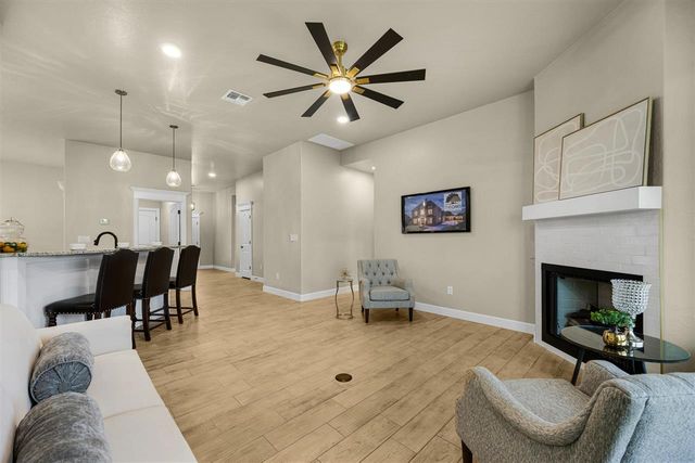2604 SW 68th St, Lawton, OK 73505