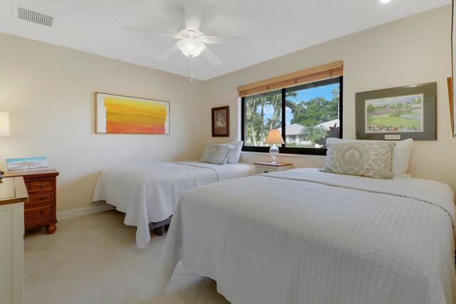 820 Club Drive, Palm Beach Gardens, FL 33418