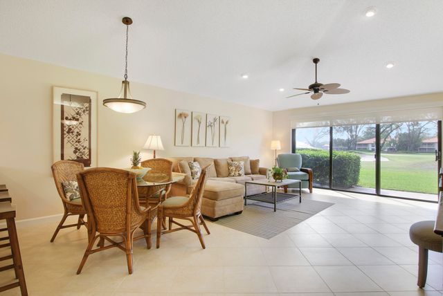 820 Club Drive, Palm Beach Gardens, FL 33418