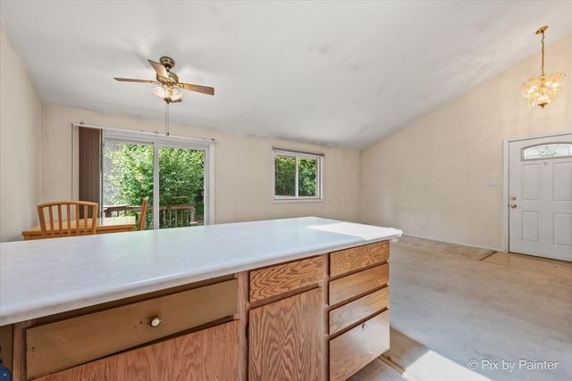 206 Troy Lane, Lombard, IL 60148