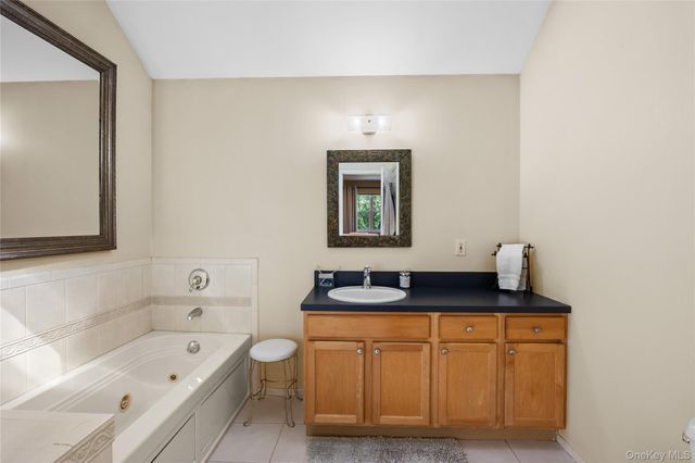 270 Nassau Road, Huntington, NY 11743