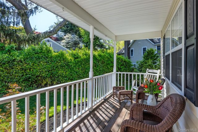 270 Nassau Road, Huntington, NY 11743