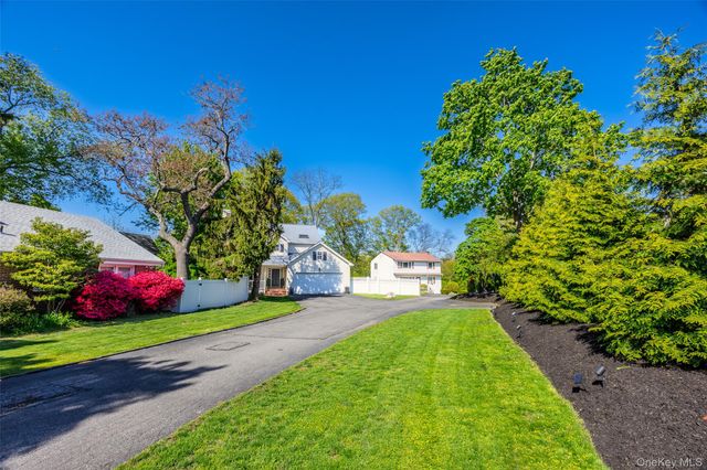 270 Nassau Road, Huntington, NY 11743