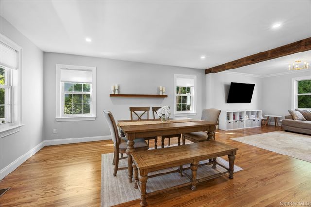 270 Nassau Road, Huntington, NY 11743