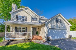 270 Nassau Road, Huntington, NY 11743