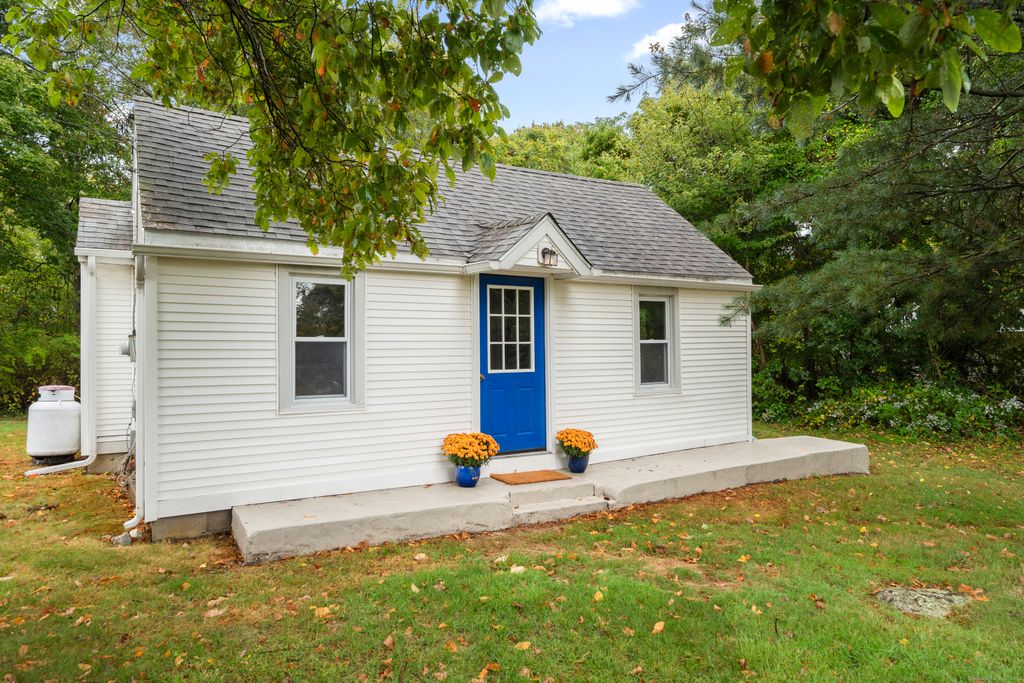 127 Spithead Road, Waterford, CT 06385