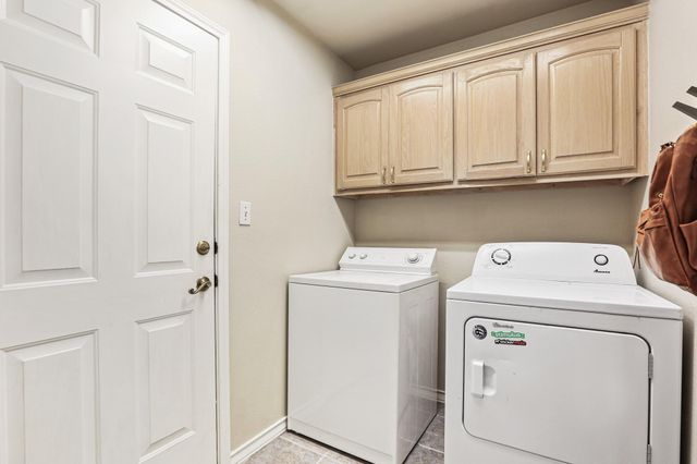 21105 Newport CV, Lago Vista, TX 78645