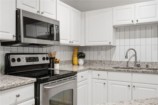1850 Cotillion Drive 2111, Atlanta, GA 30338