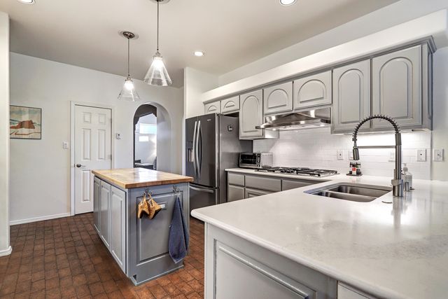 3004 Calle De Alamo NW, Albuquerque, NM 87104