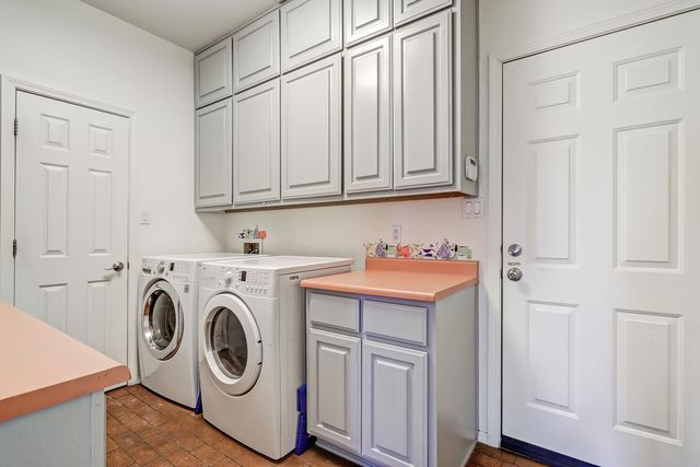 3004 Calle De Alamo NW, Albuquerque, NM 87104