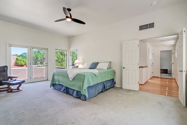 3004 Calle De Alamo NW, Albuquerque, NM 87104