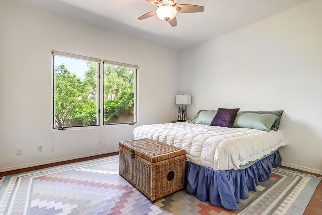 3004 Calle De Alamo NW, Albuquerque, NM 87104