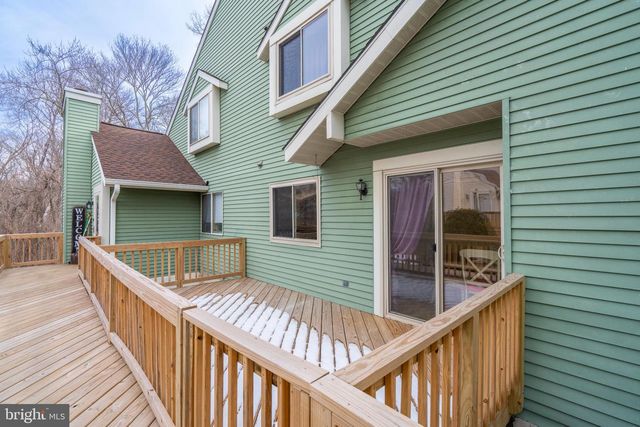 337 GREEN MEADOW LN, Horsham, PA 19044