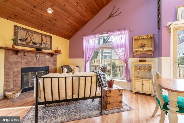 337 GREEN MEADOW LN, Horsham, PA 19044