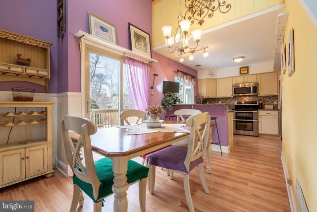 337 GREEN MEADOW LN, Horsham, PA 19044