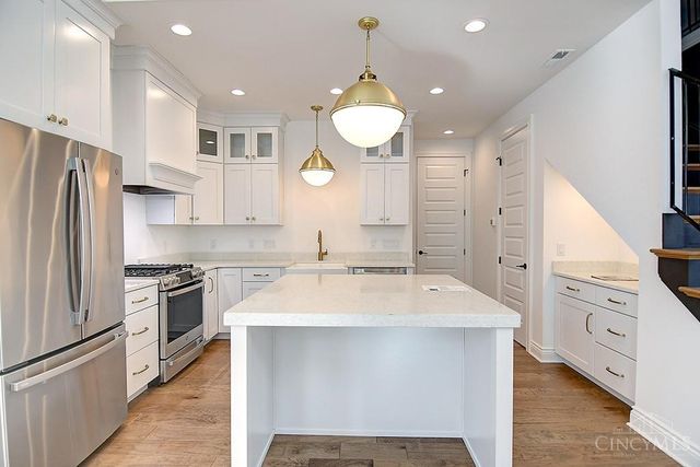 9460 Banyan Court, Centerville, OH 45458