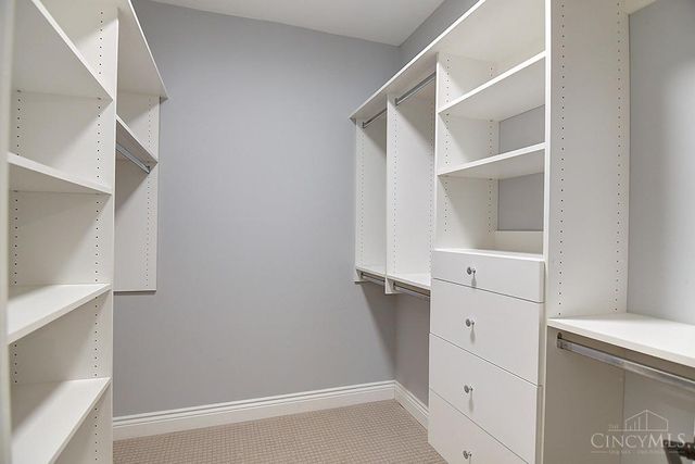 9460 Banyan Court, Centerville, OH 45458
