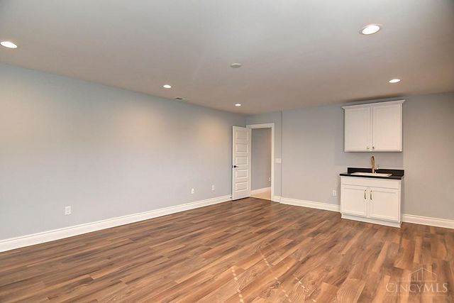 9460 Banyan Court, Centerville, OH 45458