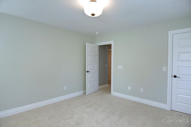 9460 Banyan Court, Centerville, OH 45458
