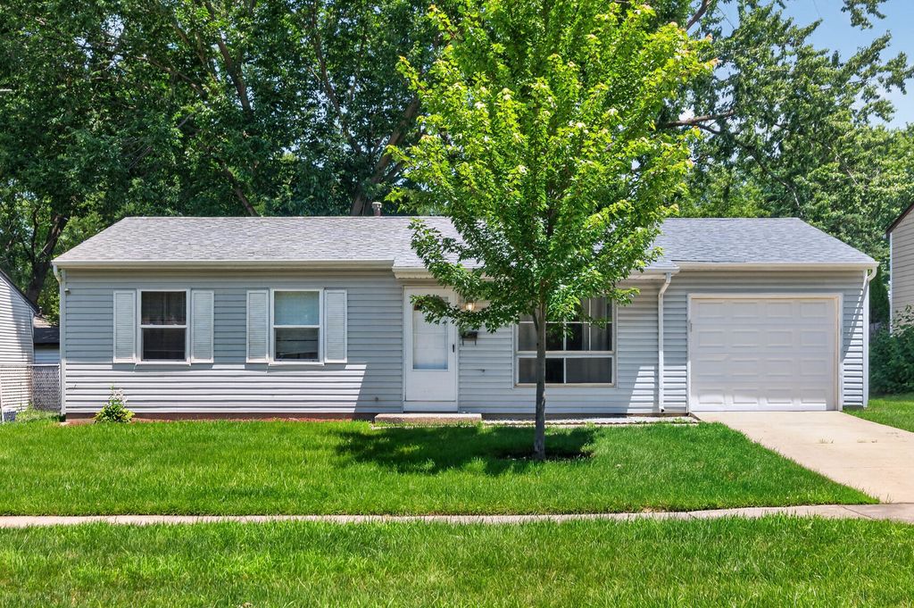 103 Willow Road, Streamwood, IL 60107 — exterior