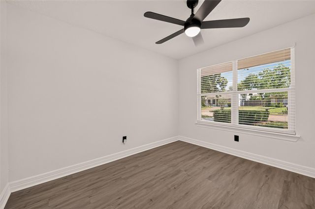 12415 Ridgelow Lane, Houston, TX 77070