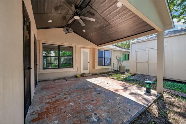 12415 Ridgelow Lane, Houston, TX 77070