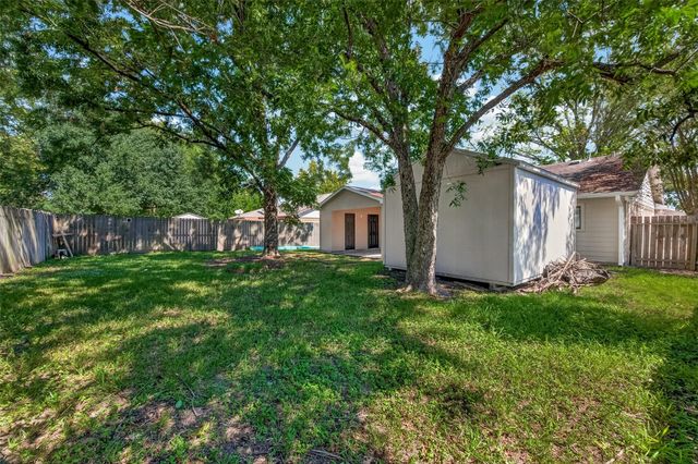 12415 Ridgelow Lane, Houston, TX 77070