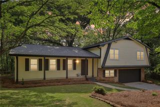 218 Deerwood SE Court, Smyrna, GA 30082