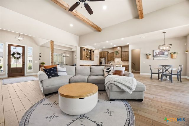 8324 Cates Creek Drive, Salado, TX 76571