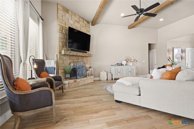 8324 Cates Creek Drive, Salado, TX 76571