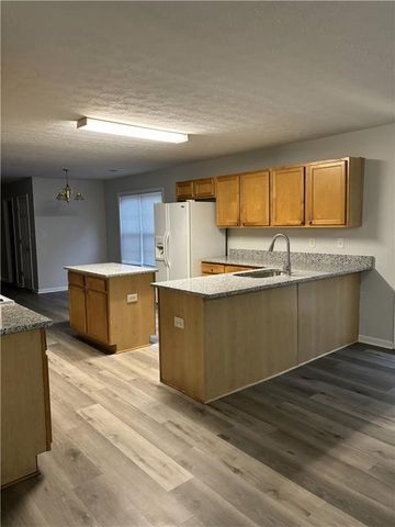 1564 Log Cabin Lane, Lawrenceville, GA 30045