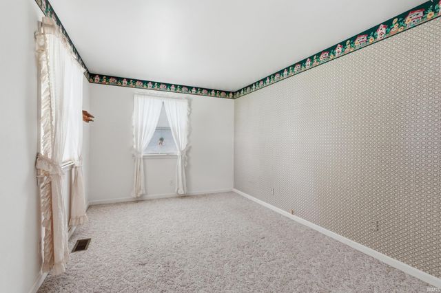 4 Pine Tree Road, Garrett, IN 46738
