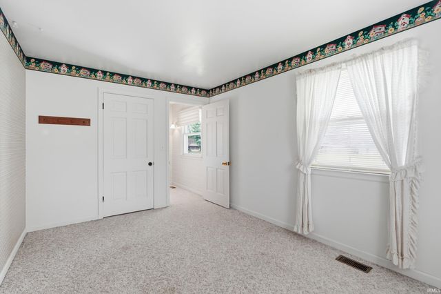 4 Pine Tree Road, Garrett, IN 46738